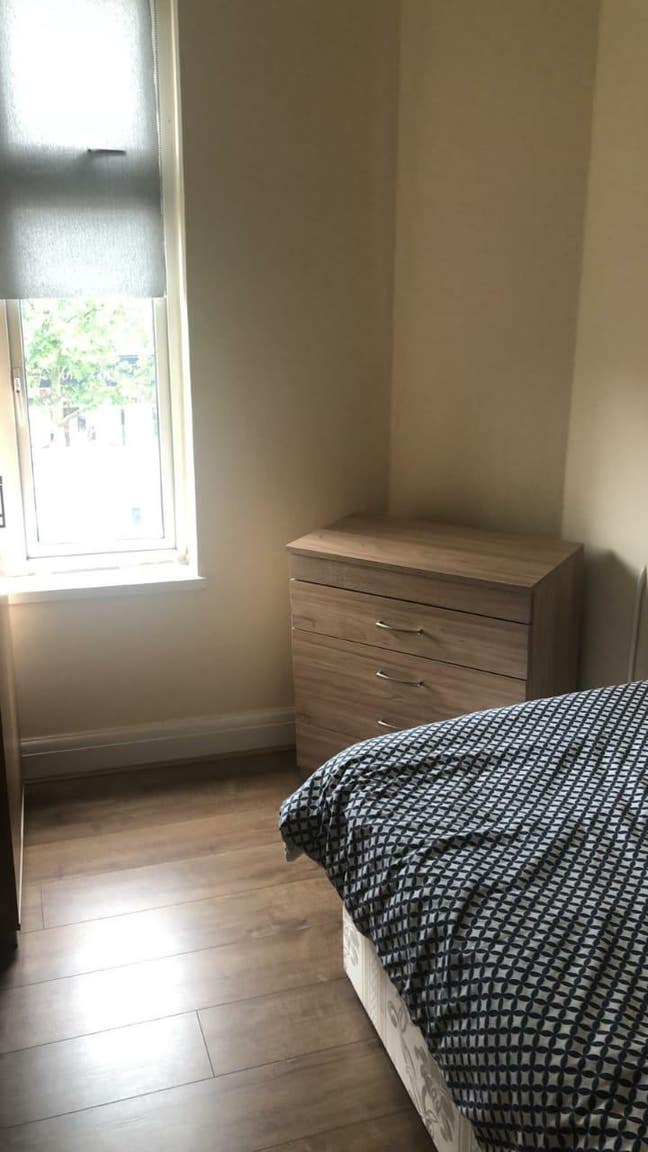 1 single room Main Photo