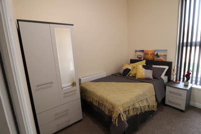 🌟Huge Ensuite Room Available in M7 😍 Main Photo