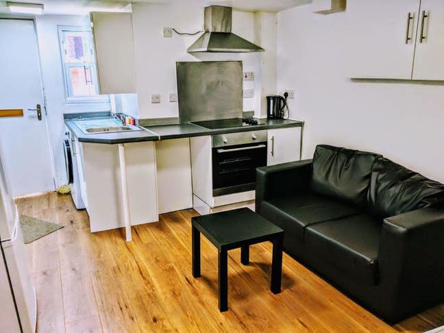 One Bed Studio  in LS12 (Bill Inclu) Main Photo