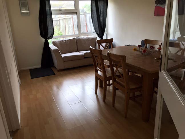 Double Room North Cambridge Main Photo