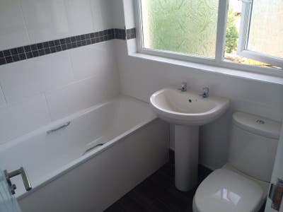 Beautiful refurbished house for professionals Main Photo