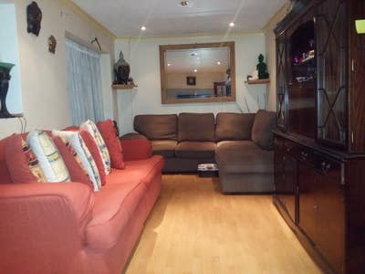 Large Room . No Fees No Deposit Required Main Photo