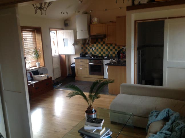 Studio, family home shared private access. Main Photo