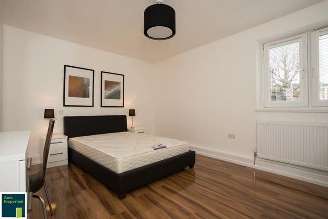 W6 flatshare. Refurb'd & ALL inc w/WiFi+cleaner Z2 Main Photo