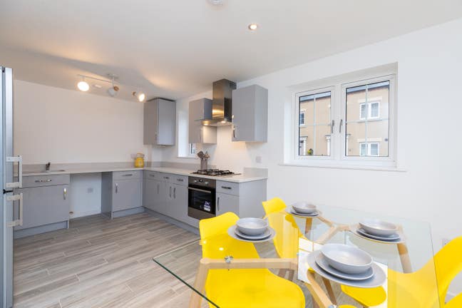 High End En Suite Room - All Bills Inc Main Photo