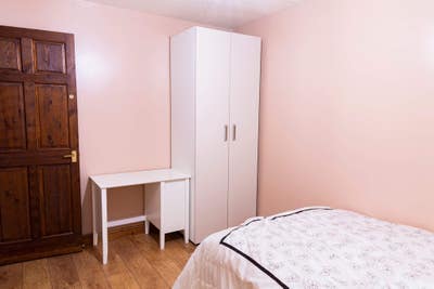 Single and double room in quite area. Main Photo
