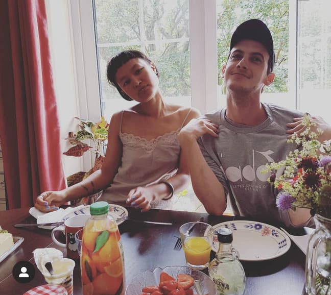 Looking for a Room!  Main Photo