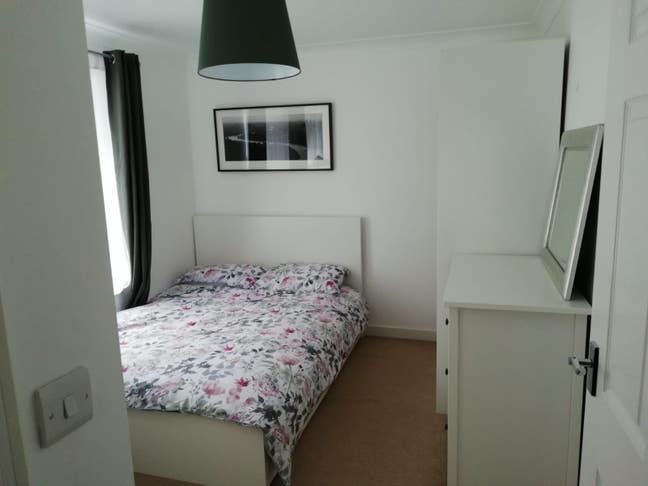 Reading town center En-suite room in a 2 beds flat Main Photo