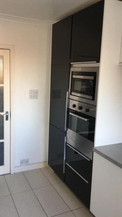 Bills incl.-Double Room-Bounds Green tube         Main Photo