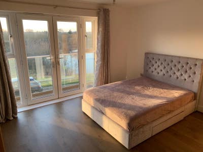 Double Room with Ensuite Main Photo