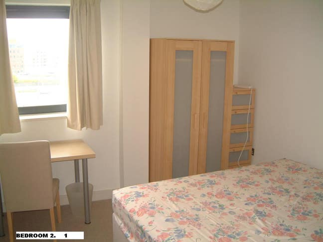 1 x double with own seperate bathroom Main Photo