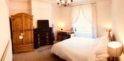  Double room Bedminster Down vegetarian only Main Photo