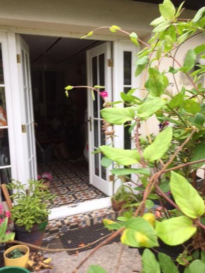 Luminous and Spacious Room Main Photo