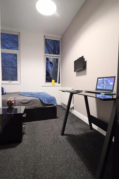 ✨En Suite Rooms available 😃 Salford M7 Main Photo