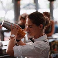 34 year old Female seeks a double room Main Photo