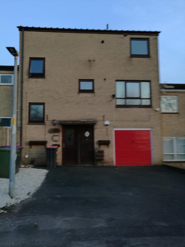 Ensuite, large Double.room near Telford centre TF3 Main Photo