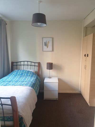 Single Room in Shared House Main Photo