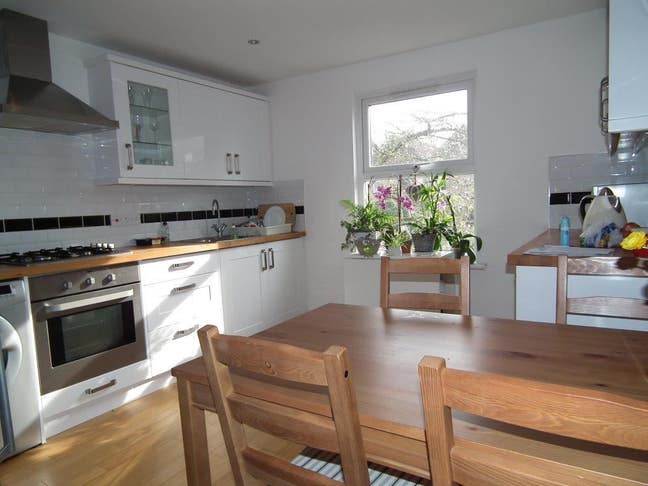 Furnished Double Room - &pound;750 PCM – Sydenham SE26  Main Photo