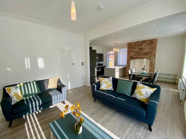 ✨Double Rooms to Rent - Close to Hospital ✨ Main Photo