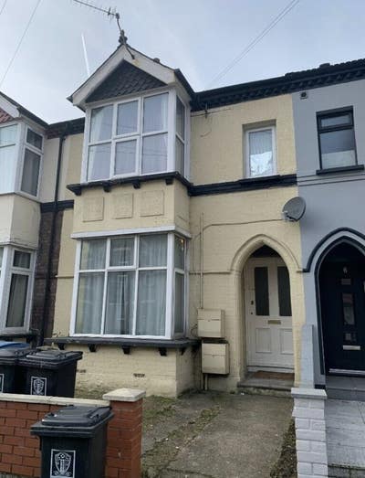Double Room to Rent in This Flat Bills  Inc Main Photo