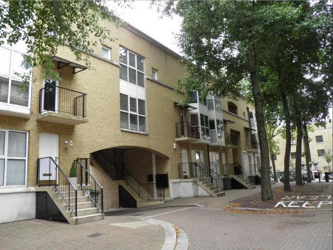 Room with private bathroom in luxury 4 bed house Main Photo