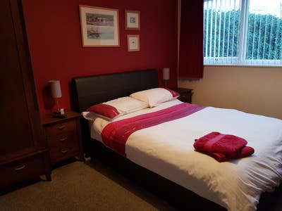 Double room in Woodbridge- 15 mins walk to town Main Photo