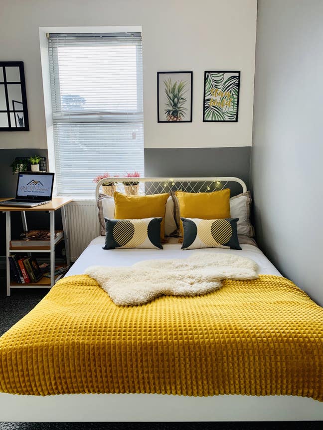 Stunning double room in newly refurbished flat Main Photo