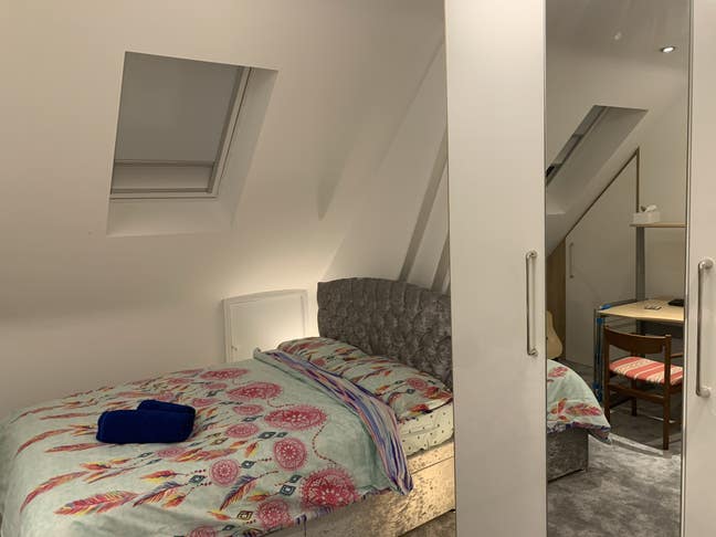 ✨ Spacious  en-suite  security gated ✨ Main Photo