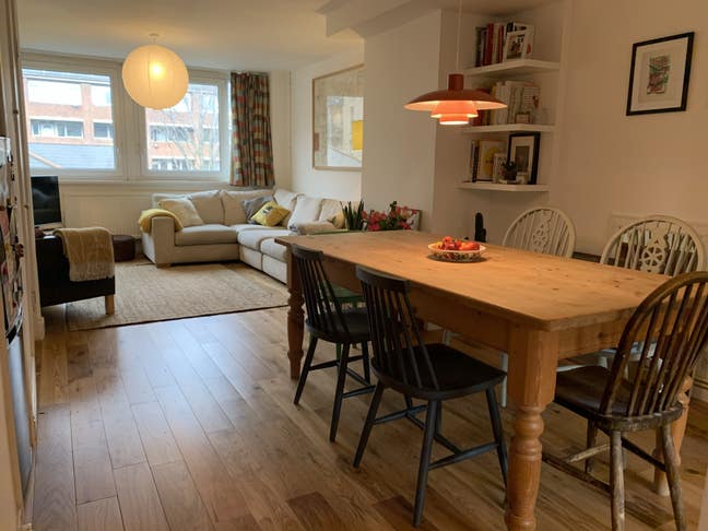 Two bedroom flat, E5 Hackney  Main Photo