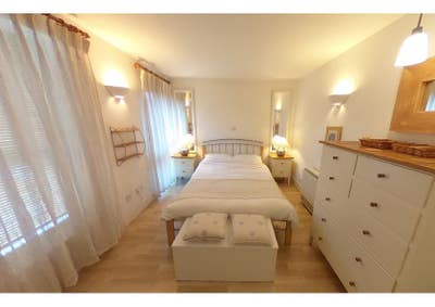 Fabulous Studio Flat with Secure Parking Main Photo
