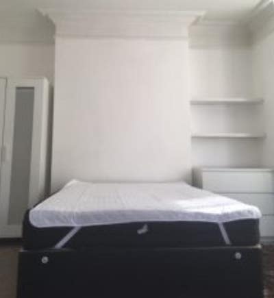 *Student Double Bedrooms Available January 2027* Main Photo