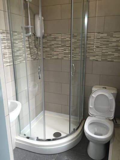 En-suite rooms bills inc, near hospital,uni,centre Main Photo