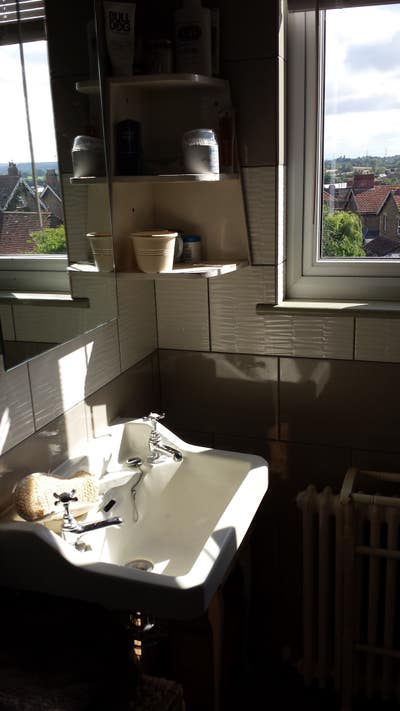 Double Bedroom with Ensuite and Living room Main Photo