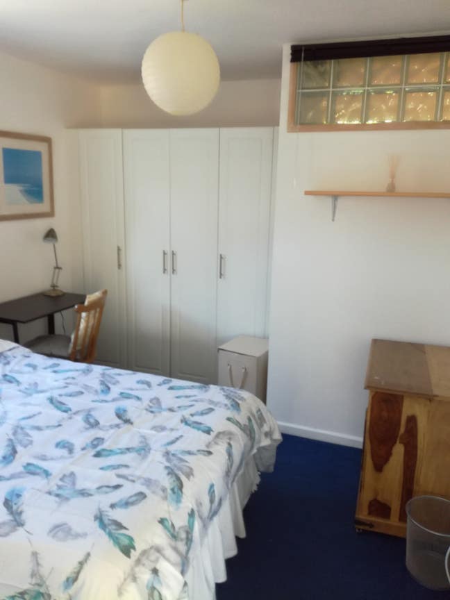 Double Bedroom available Main Photo