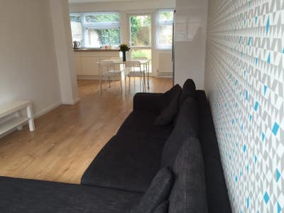 Newly Refurbished Rooms Maidenhead Town Centre Main Photo