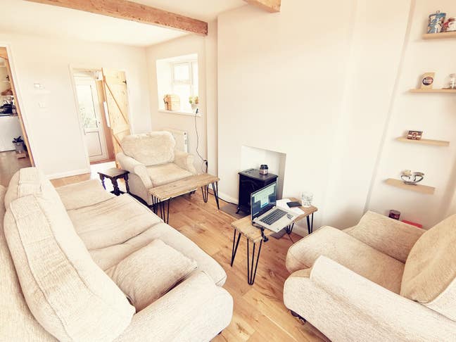 Room to let Main Photo