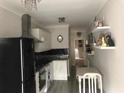 Annex available -bills inc apart from Council Tax  Main Photo