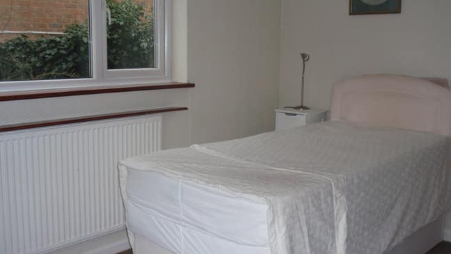 1 single room to rent Main Photo