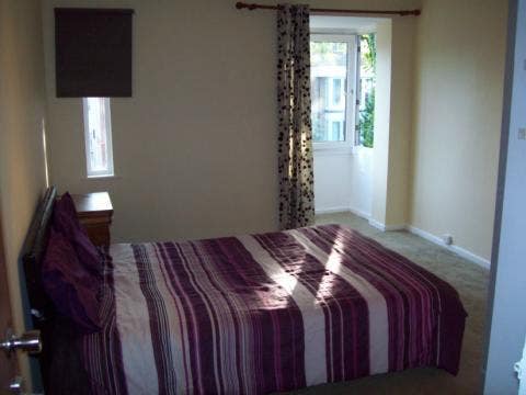 Double room in East Croydon Main Photo