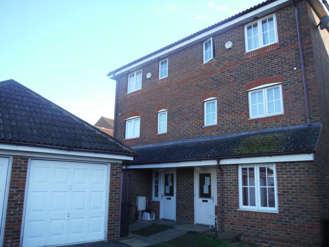 Double Ensuite Room to Rent in Hatfield Main Photo