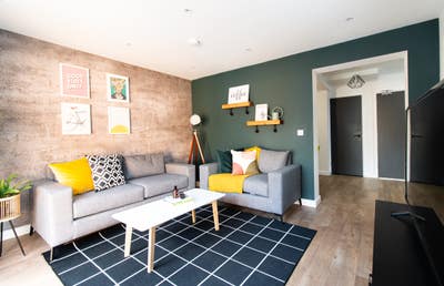 Settle In, Connect, Feel at Home 🏠 Main Photo