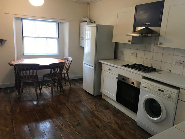 Lovely central Flat in Wiveliscombe Main Photo