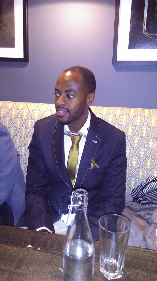 I am a professional male aged 32 looking for ... Main Photo