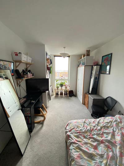Large double  in light, spacious and modern flat Main Photo