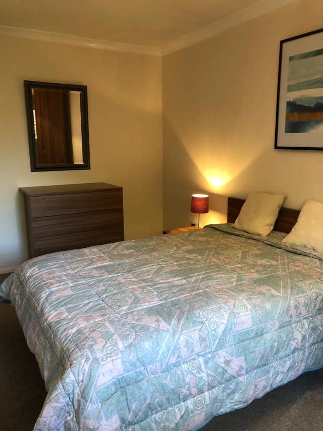 3 minutes from Stanstead Airport - Double Room Main Photo