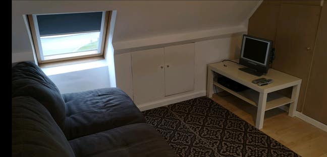 Lovely One Bedroom Self Contained Flat Main Photo