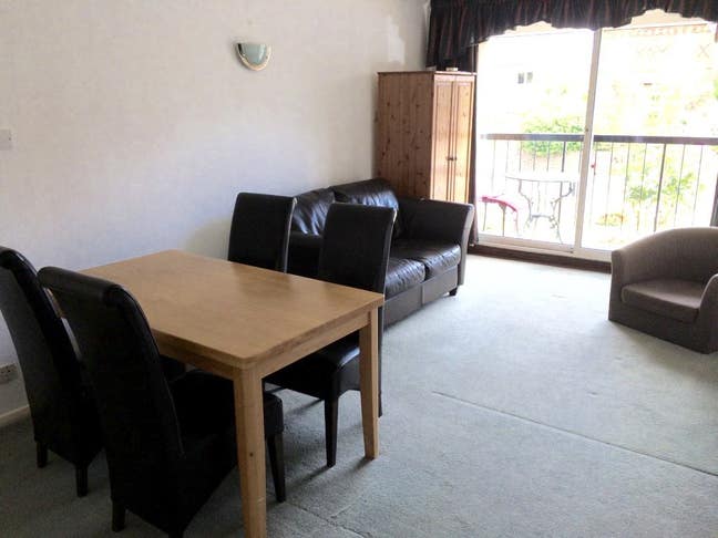 3 Bed Great furnished flat in the centre Main Photo
