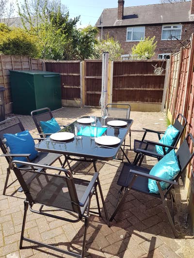 En-Suite Room|Trafford Park| Stretford Tram Main Photo