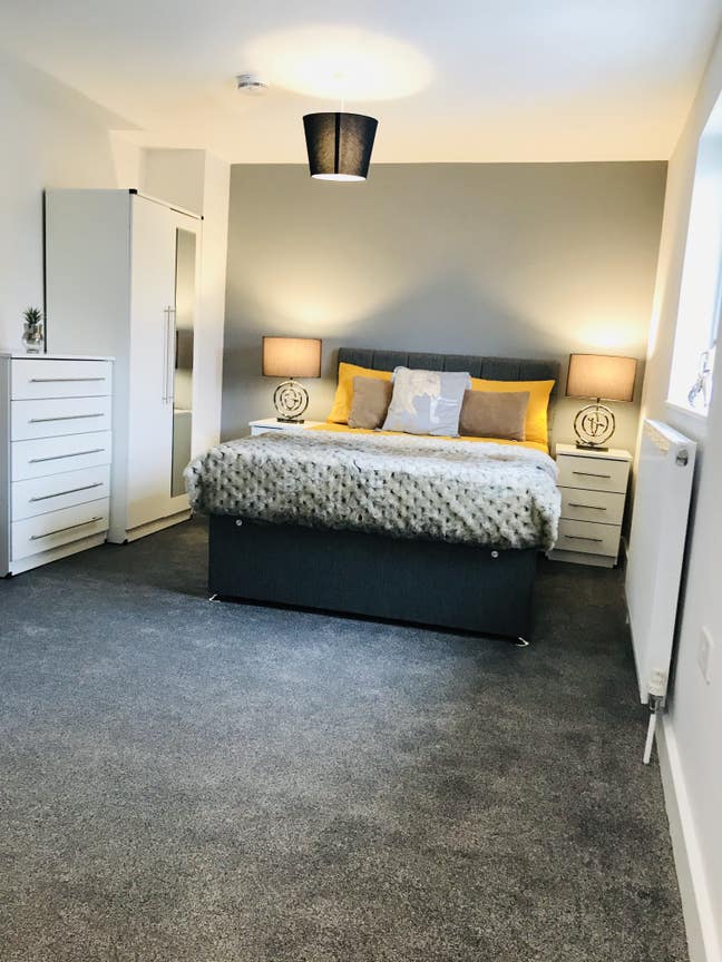 Large Town Centre Double En-Suite Room🌟 Main Photo