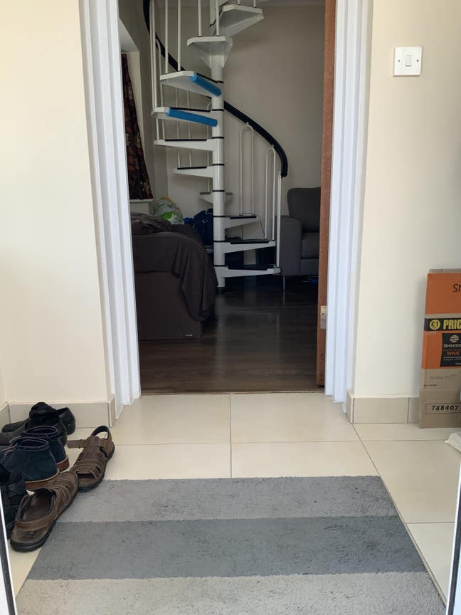 1 bedroom flat all bills included  Main Photo